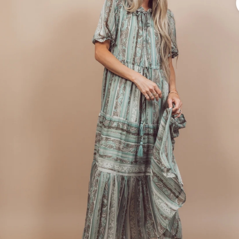 Tiered Maxi Dress M